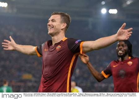 Fußball, Champions League, AS Rom - Bayer Leverkusen As Roma 04 11 2015 - campionato di calcio serie A AS Roma vs. Bayer 04 Leverkusen: Edin Dzeko 