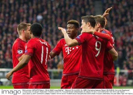 Mittwoch 04.11.2015, CL, UEFA Champions League, Saison 2015 2016, Vorrunde Rueckspiel in Muenchen, FC Bayern Muenchen - Arsenal London FC, Torjubel Robert Lewandowski (FC Bayern 9) zum 1 zu 0 DeFodi507