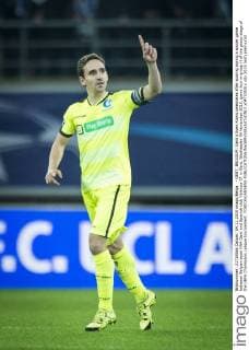 - GENT, BELGIUM: Gent s Sven Kums celebrates after scoring during a soccer game between Belgian team KAA Gent and Spanish club Valencia CF in Gent, Wednesday 04 November 2015, game four in group H of the group stage of the UEFA Champions League tournament. YORICKxJANSENS  x04733531x