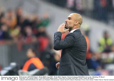 04.11.2015; Fussball, Championsleague 2015 2016, Vorrunde, 4.Spieltag, FC Bayern Muenchen - FC Arsenal London, in der Muenchner Allianz-Arena. Trainer Pep Guardiola jubelt beim dritten Treffer der Bayern 