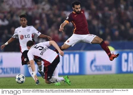 As Roma 04 11 2015 - campionato di calcio serie A AS Roma vs. Bayer 04 Leverkusen: Mohammed Salah-Kyriakos Papadopoulos 
