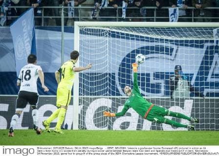 - GENT, BELGIUM: Valencia s goalkeeper Jaume Domenech (R) pictured in action as 14 Gent s Sven Kums (C) scores from penalty during a soccer game between Belgian team KAA Gent and Spanish club Valencia CF in Gent, Wednesday 04 November 2015, game four in group H of the group stage of the UEFA Champions League tournament. YORICKxJANSENS  x04733537x