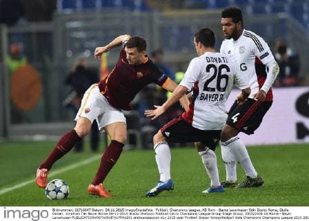 Fußball, Champions League, AS Rom - Bayer Leverkusen Edin Dzeko Roma, Giulio Donati, Jonathan Tah Bayer Roma 04-11-2015 Stadio Olimpico Football Calcio Champions League Group Stage Group, 2015 2016 AS Roma - Bayer Leverkusen andreaxstaccioli