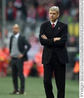 FUSSBALL CHAMPIONS LEAGUE SAISON 2014 2015 GRUPPENPHASE FC Bayern Muenchen - Arsenal London 04.11.2015 Trainer Arsene Wenger (Arsenal) 