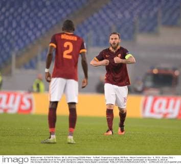 Fußball, Champions League, AS Rom - Bayer Leverkusen Nov. 4, 2015 - Rome, Italy - Roma s midfielder exult for first goal during the UEFA Champions League football match AS Roma vs Bayer Leverkusen on November 4, 2015 at the Olympic stadium in Rome. UEFA Champions League: Roma Bayern Leverkusen  - ZUMAn230