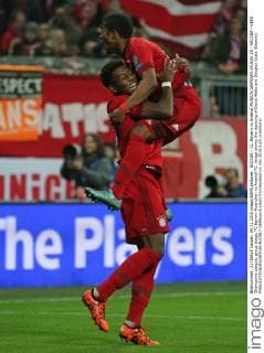 SOCCER - CL, Bayern vs Arsenal MUNICH,GERMANY,04.NOV.15 - SOCCER - UEFA Champions League, group stage, FC Bayern Muenchen vs Arsenal FC. Image shows the rejoicing of David Alaba and Douglas Costa (Bayern). GEPAxpictures xThomasxBachun