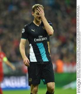 04.11.2015, Fussball, Saison 2015 2016, Champions League, 2015 16, Vorrunde, FC Bayern München - Arsenal London, Per Mertesacker (Arsenal London)