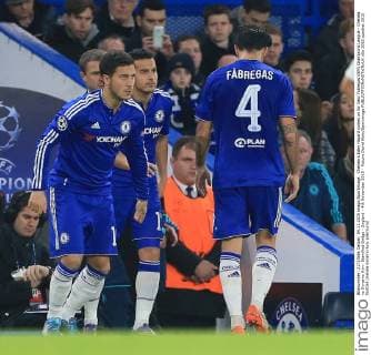Chelsea s Eden Hazard comes on for Cesc Fabregas UEFA Champions League - Chelsea vs Dynamo Kyiv- Stamfrod Bridge - England - 4th November 2015 - Picture David Klein Sportimage EDITORIAL USE ONLY. No use with unauthorised audio, video, data, fixture lists, club league logos or live services. Online in-match use limited to 120 images, no video emulation. No use in betting, games or single club league player publications.