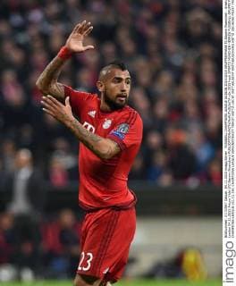 FUSSBALL CHAMPIONS LEAGUE SAISON 2014 2015 GRUPPENPHASE FC Bayern Muenchen - Arsenal London 04.11.2015 Arturo Vidal (FC Bayern Muenchen) 