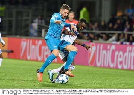 Henri Bedimo (lyon) vs Javi Garcia (zenith) - Fussball, Champions League, Olympique Lyon vs. Zenit St. Petersburg - 04 11 2015 FredericChambert Panoramic 
