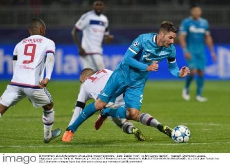Sergi Darder (lyon) vs Javi Garcia (zenith) - Fussball, Champions League, Olympique Lyon vs. Zenit St. Petersburg - 04 11 2015 FredericChambert Panoramic 