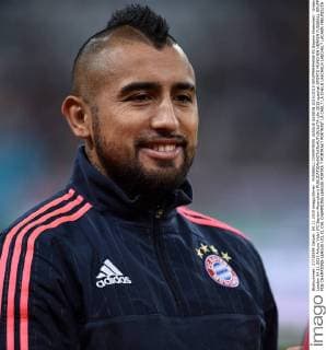 FUSSBALL CHAMPIONS LEAGUE SAISON 2014 2015 GRUPPENPHASE FC Bayern Muenchen - Arsenal London 04.11.2015 Arturo Vidal (FC Bayern Muenchen) 
