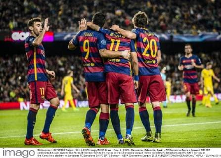 Nov. 4, 2015 - Barcelona, Catalonia, Spain - FC Barcelona Barca s forward SUAREZ celebrates his goal against the FC BATE Borisov with team mates in the Champions League match between FC Barcelona and FC BATE Borisov at the Camp Nou stadium in Barcelona FC Barcelona 3:0 FC BATE Borisov - UEFA Champions League 2015 - ZUMAo105