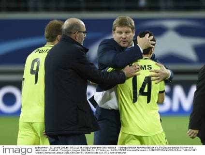 Vanhaezebrouck Hein Headcoach of KAA Gent celebrates the win with teammates - Fussball, Champions League, KAA Gent vs. FC Valencia - 04 11 2015 Photonews Panoramic 