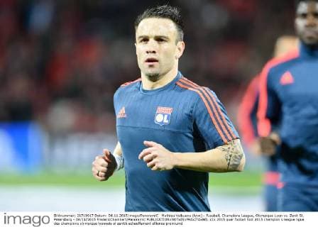 Mathieu Valbuena (lyon) - Fussball, Champions League, Olympique Lyon vs. Zenit St. Petersburg - 04 11 2015 FredericChambert Panoramic 