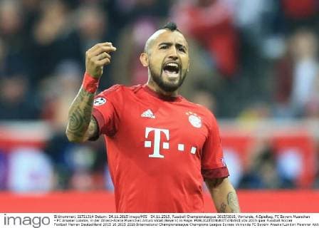 04.11.2015, Fussball Championsleague 2015 2016, Vorrunde, 4.Spieltag, FC Bayern Muenchen - FC Arsenal London, in der Allianz-Arena Muenchen.Arturo Vidal (Bayern) in Rage. 