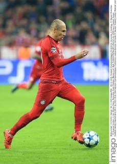 04.11.2015, Fussball Championsleague 2015 2016, Vorrunde, 4.Spieltag, FC Bayern Muenchen - FC Arsenal London, in der Allianz-Arena Muenchen.Arjen Robben (Bayern) am Ball. 