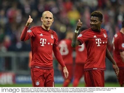 04.11.2015, Fussball, Saison 2015 2016, Champions League, 2015 16, Vorrunde, FC Bayern München - Arsenal London 5:1, Arjen Robben (Bayern Muenchen), li., und David Alaba (Bayern Muenchen)