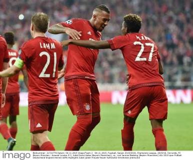 04.11.2015, Fussball, Saison 2015 2016, Champions League, 2015 16, Vorrunde, FC Bayern München - Arsenal London 5:1, Jubel David Alaba (Bayern Muenchen), re., und Jerome Boateng (Bayern Muenchen)