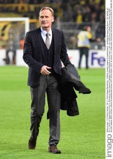 Fußball Europa League Gruppenphase 4. Spieltag Borussia Dortmund - FK Qäbälä am 05.11.2015 im Signal Iduna Park in Dortmund Hans-Joachim Watzke ( Geschäftsführer Dortmund ) xRx