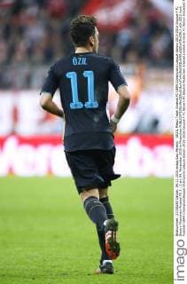 OEZIL Mesut Team Arsenal FC UEFA Cchampions League Saison 2015-2016 Gruppe F FC Bayern Muenchen-Arsenal FC 5 : 1 am 04. November 2015 in Muenchen 