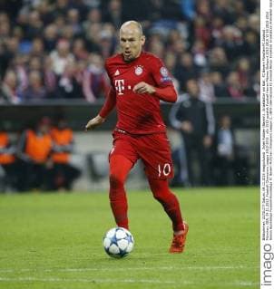 Arjen Robben (Bayern) . Einzelaktion am Ball . FC Bayern München-FC Arsenal . München, GER, 04.11.2015, Fussball-Champions League 2015-2016 .