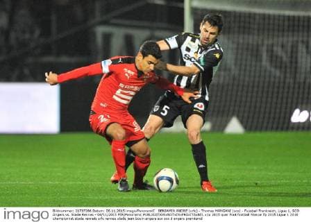 BENJAMIN ANDRE (srfc) - Thomas MANGANI (sco) - Fussball Frankreich, Ligue 1, SCO Angers vs. Stade Rennes - 06 11 2015 FEP Panoramic 