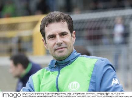 Fußball, DFB-Pokal Frauen VfL Wolfsburg - SGS Essen; Cheftrainer Ralf Kellermann (Wolfsburg) Porträt, Portrait, Einzelbild. xtgx