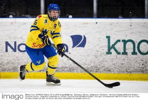 Eishockey, Damen, Länderspiel, Schweden - Kanada in Sundsvall Pernilla Winberg - Eishockey Damen, Länderspiel Schweden vs. Kanada.  Copyright: NilsxJakobsson BB151107NJ007