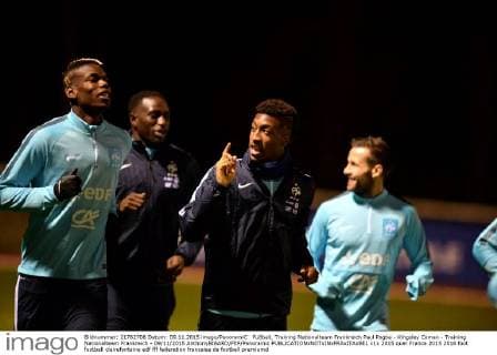Fußball, Training Nationalteam Frankreich Paul Pogba - Kingsley Coman - Training Nationalteam Frankreich - 09 11 2015 AnthonyBIBARD FEP Panoramic 
