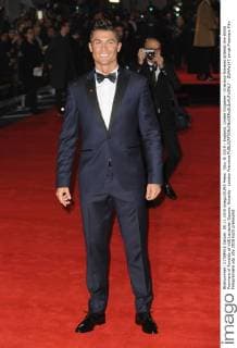 Nov. 9, 2015 - England, United Kingdom - Cristiano Ronaldo attends the World Premiere of Ronaldo at VUE Leciester Square. Ronaldo - London Premiere - ZUMAs147