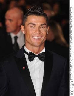 Nov. 9, 2015 - England, United Kingdom - Cristiano Ronaldo attends the World Premiere of Ronaldo at VUE Leciester Square. Ronaldo - London Premiere - ZUMAs147