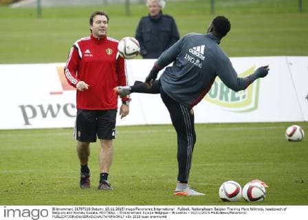 Fußball, Nationalteam Belgien Training Marc Wilmots, headcoach of Belgium and Romelu Lukaku FOOTBALL : Entrainement Equipe Belgique - Bruxelles - 10 11 2015 PhotoNews Panoramic 