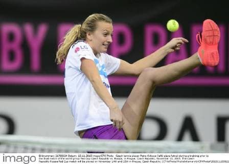 Czech tennis player Petra Kvitova (left) plays futnet during a training prior to the final match of the world group Fed Cup Czech Republic vs. Russia, in Prague, Czech Republic, November 10, 2015. The Czech Republic-Russia Fed Cup match will be played on November 14th and 15th in Prague, Czech Republic. (CTKxPhoto MichalxKamaryt) CTKPhotoP201511100822501  kmt 20