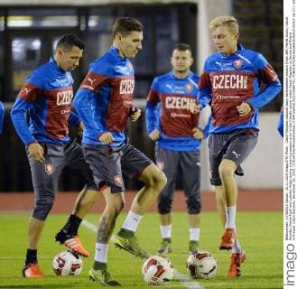 Czech Republic national team Nationalteam players (from left) Marek Suchy, David Pavelka, Daniel Pudil and Ladislav Krejci during a training session prior to the friendly soccer match Czech Republic vs Serbia and Poland in Prague, Czech Republic, November 10, 2015. (CTKxPhoto MichalxDolezal) CTKPhotoP201511100867701  dol 011
