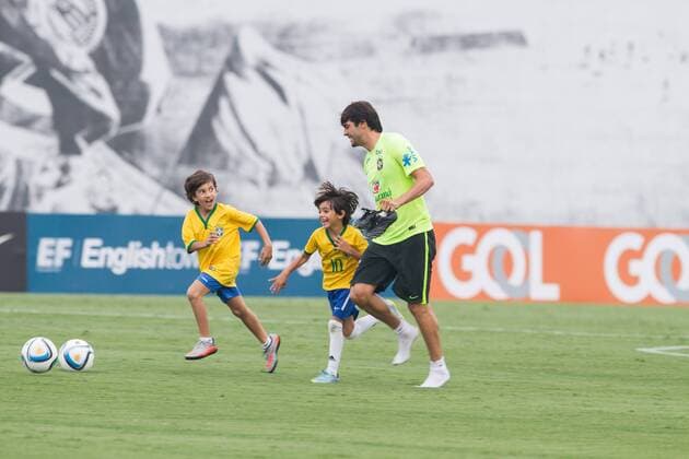 Training Selection Home Brazilian Sao Paulo, Brazil - 10 11 2015: SELECTION TRAINING HOME BRAZILIAN - Kaka playing with his son Luca and a colleague during training the Brazilian Principal Selection held at CT Joaquim Grava Corinthians. (Photo: Fe Reis FotoArena)  FexReis