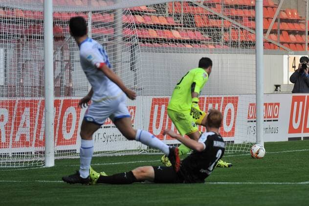 12.11.2015, xtkx, Fussball Testspiel, FSV Mainz 05 - SV Sandhausen v.l. Juliain Derstroff zum 1:0,