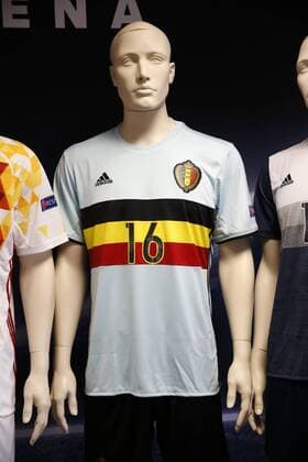 Fußball, Trikot Präsentation Nationalteam Belgien Maillot Belgique FOOTBALL : Presentation des nouveaux maillots - Belgique - Euro 2016 - Paris - 12 11 2015 PhotoNews Panoramic 