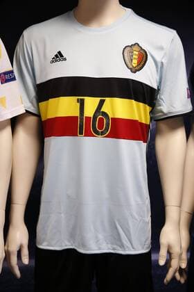 Fußball, Trikot Präsentation Nationalteam Belgien Maillot Belgique FOOTBALL : Presentation des nouveaux maillots - Belgique - Euro 2016 - Paris - 12 11 2015 PhotoNews Panoramic 