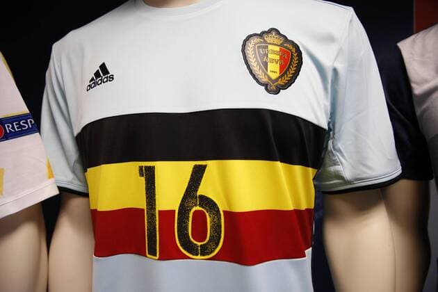 Fußball, Trikot Präsentation Nationalteam Belgien Maillot Belgique FOOTBALL : Presentation des nouveaux maillots - Belgique - Euro 2016 - Paris - 12 11 2015 PhotoNews Panoramic 
