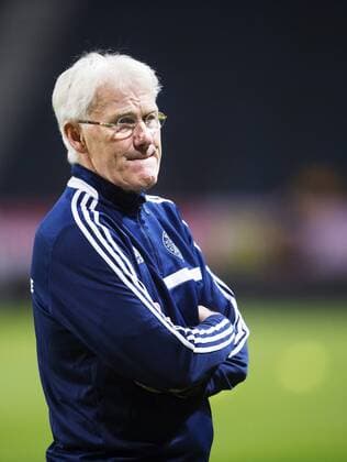Fußball, Nationalteam Dänemark Training 151113 Förbundskapten Morten Olsen under Danmarks fotbollslandslags träning den 13 november 2015 i Stockholm.  Copyright: JOELxMARKLUND BB151113JM084