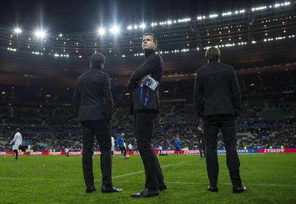 Paris St. Denis, 13.11.2015, Stade de France Trainer Joachim Löw (Deutschland), Manager Oliver Bierhoff (Deutschland), Assistenz-Trainer Thomas Schneider (Deutschland) Frankreich - Deutschland mm