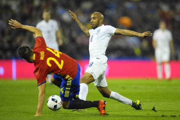 Delph during the preseason friendly match between Spain and England in Rico Perez stadium, Alicante, SPAIN. 2015 November 13. (Photo: Jose Breton) 