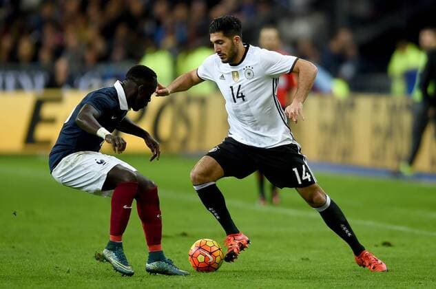 13.11.2015, xfux, Fussball Testspiel, Frankreich - Deutschland, emspor, v.l. Blaise Matuidi (Frankreich), Emre Can (Deutsche Fussball Nationalmannschaft DFB)