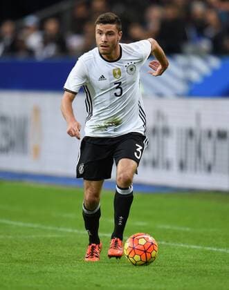 FUSSBALL INTERNATIONAL SAISON 2015 2016 TESTSPIEL Frankreich - Deutschland 13.11.2015 Jonas Hector (Deutschland) am Ball 