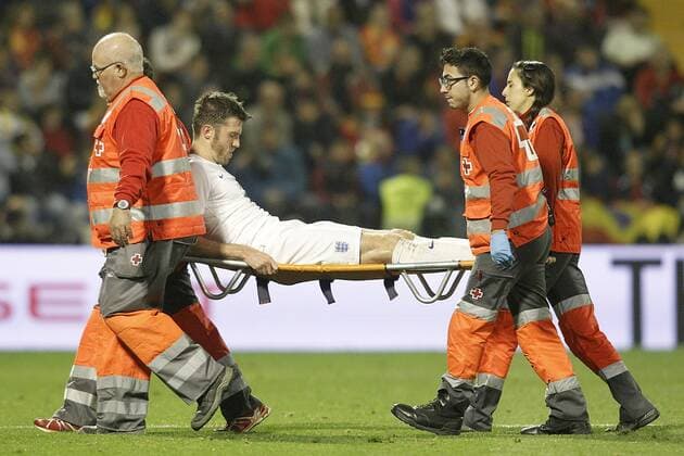 England s Michael Carrick injured during International Friendly Länderspiel match. November 13,2015.  (2015111363)