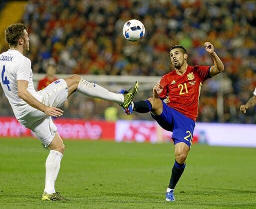 Friendly match between Spain and England. In this picture, Nolito and Michael Carrick. xMANUELxLORENZOx 