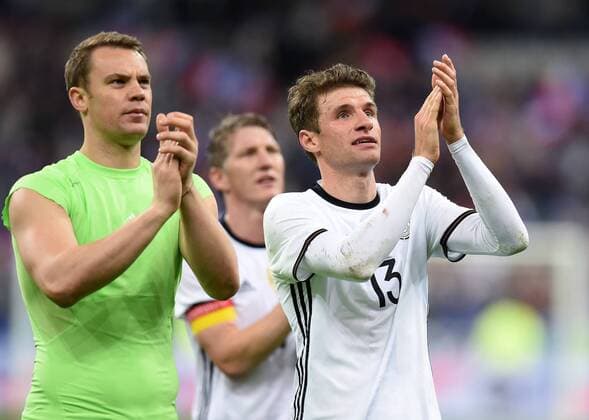 Fußball, Länderspiel, Paris, Frankreich - Deutschland, DFB, Abgang Manuel Neuer und Thomas Müller 