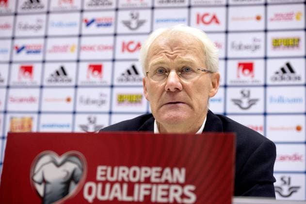 151114 Danmarks förbundskapten Morten Olsen under presskonferensen efter EM-kvalets playoff mellan Sverige och Danmark den 14 november 2015 i Stockholm.  Copyright: NiklasxLarssonx xBILDBYRÃÖN BB151114NL038