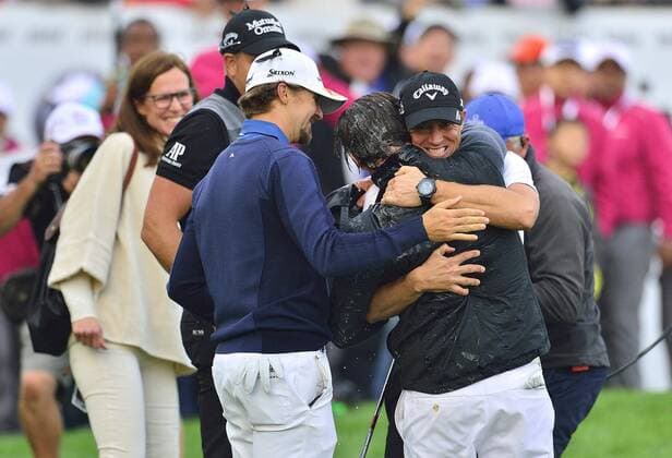 Nov. 15, 2015 - Shanghai, People s Republic of China - KRISTOFFER BROBERG of Sweden celebrating after winning the BMW Masters at Lake Malaren Golf Club in Shanghai. Golf 2015 - Shanghai Masters - Day 4  - ZUMAm119